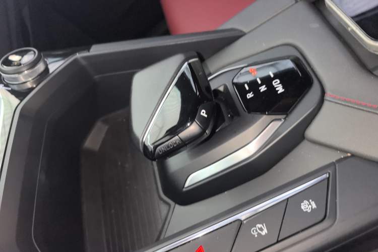 Used Lynk & Co 06 2020 1.5T JinPro model
