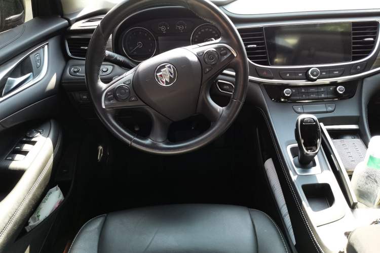 Used Buick LaCrosse 2022 552T Luxury Version