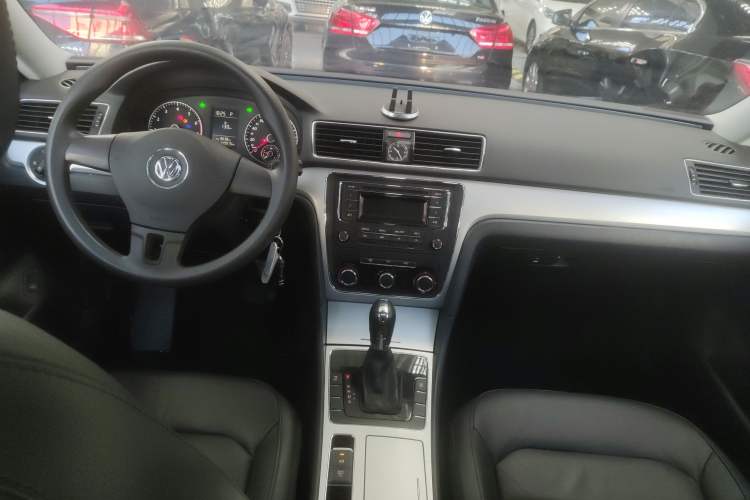 Used Volkswagen Passat 2014 1.8TSI DSG Prestige Edition
