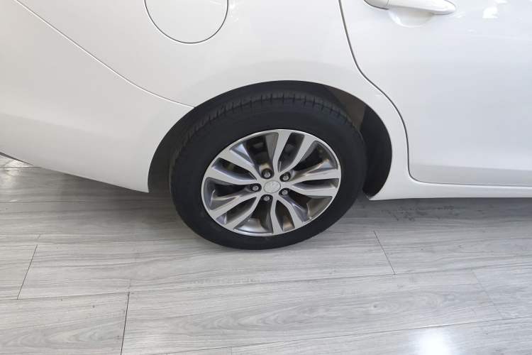 Used Buick GT 2018 18T Automatic Elite Model
