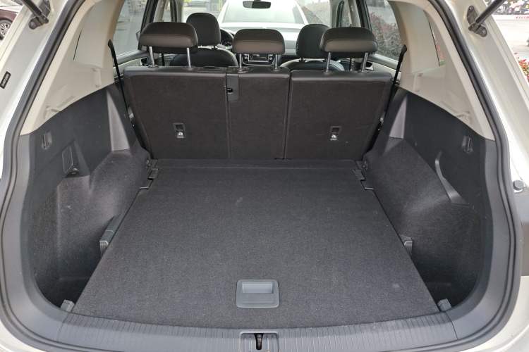 Used Volkswagen Tiguan L 2018 330TSI Automatic Two-Wheel Drive Luxury Edition
