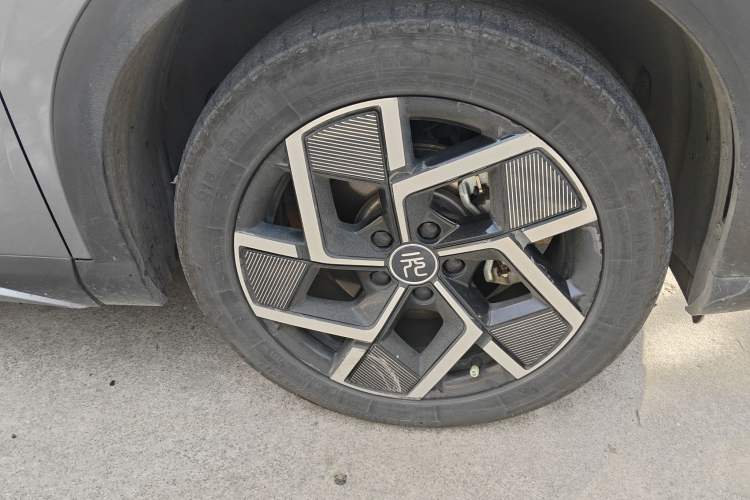 Used BYD Yuan PLUS 2024 Honor Edition 510KM Beyond Model
