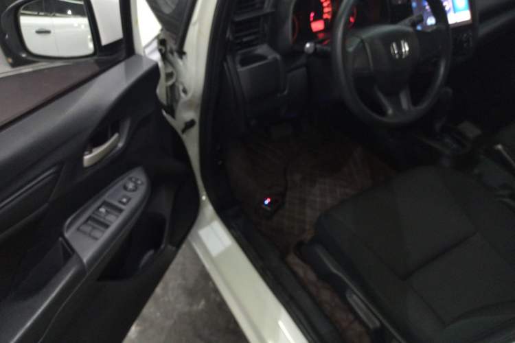 Used Honda Fit 2018 1.5L CVT Comfort Sunroof Version
