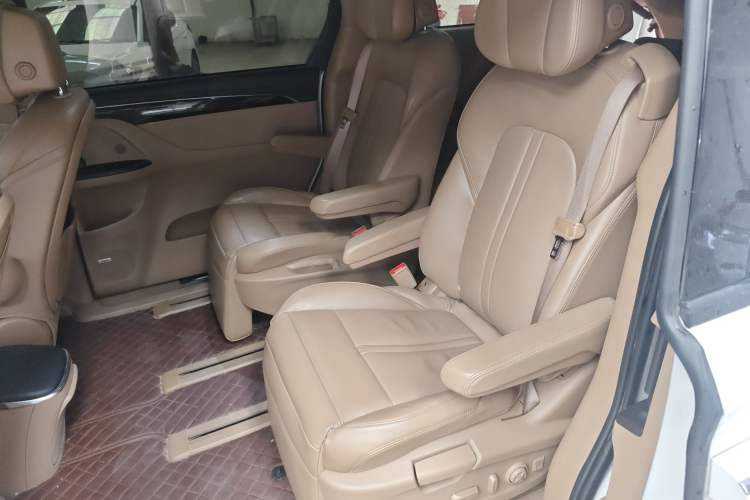 Used Buick GL8 2018 ES 28T Flagship Model China VI Standard
