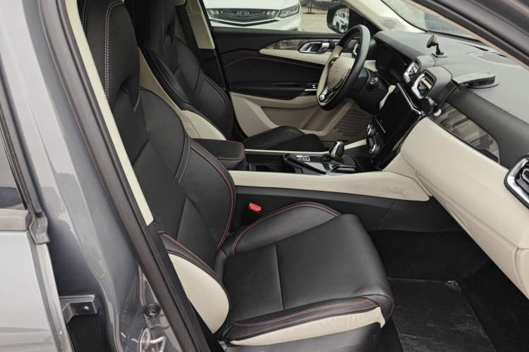 Used Lynk & Co 02 2018 1.5T DCT Two-Wheel Drive Zhaopu Version China V Standard