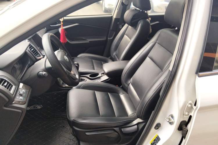 Used HYOSOW S6 2016 1.5T Manual Leading Model
