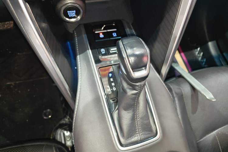 Used Toyota Harrier 2022 2.0L CVT Two-Wheel Drive Flagship Edition
