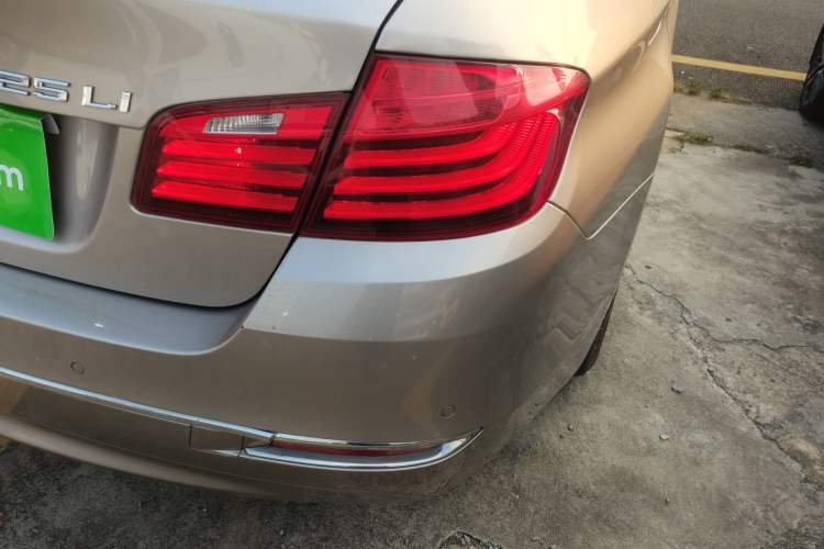 Used BMW 5 Series 2014 525Li Luxury Design Package
