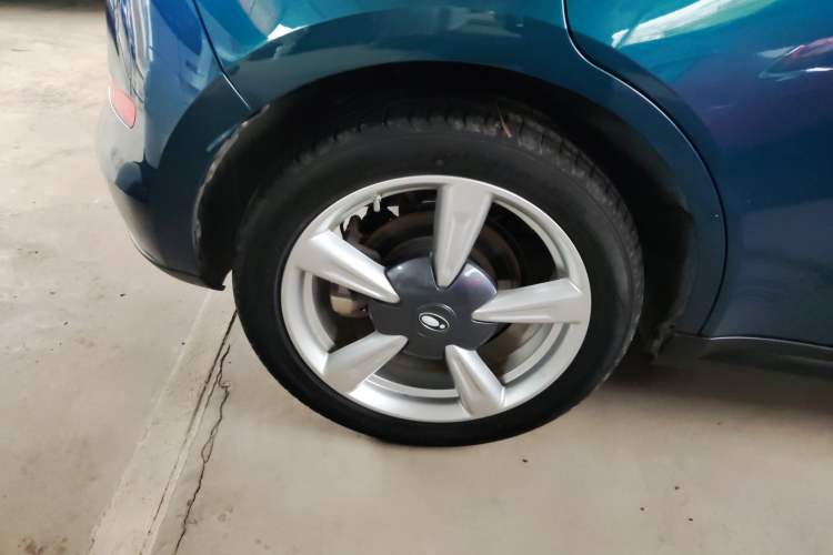 Used ORA Good Cat 2023 401 km Standard Range Luxury Version Lithium Iron Phosphate