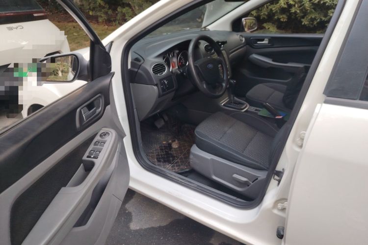 Used Ford Focus 2013 Hatchback Classic 1.8L Automatic Base Model