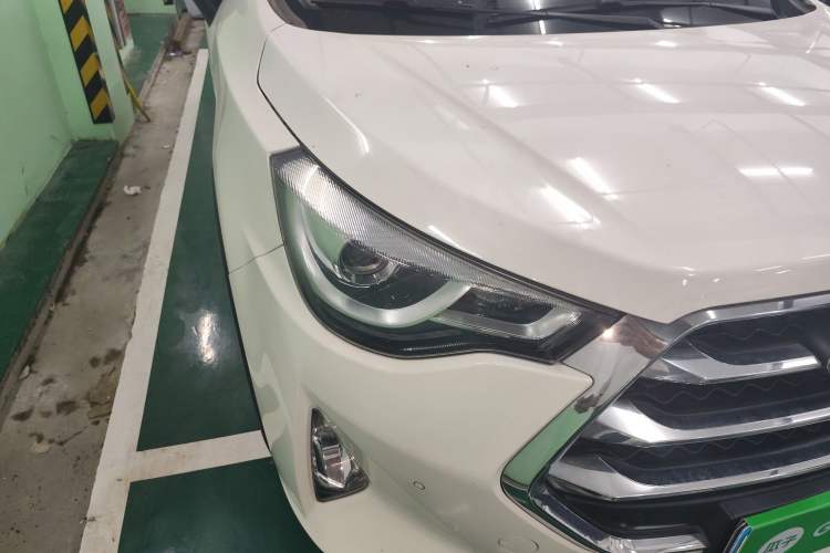 Used  Refine S3 2017 1.6L CVT Luxury Smart Model
