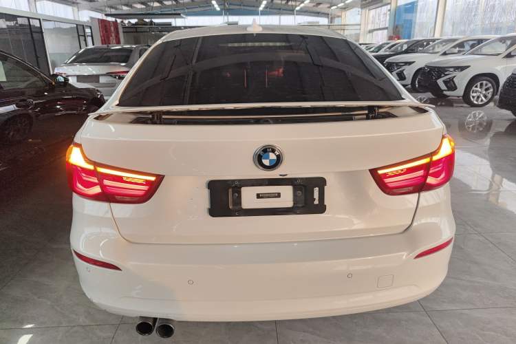 Used BMW 3 Series GT 2018 320i Sport Edition