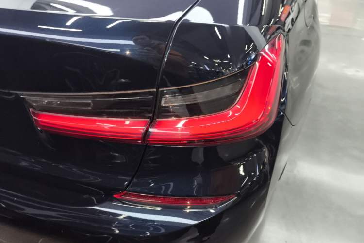 Used BMW 3 Series 2020 Facelifted 325Li xDrive M Sport Package
