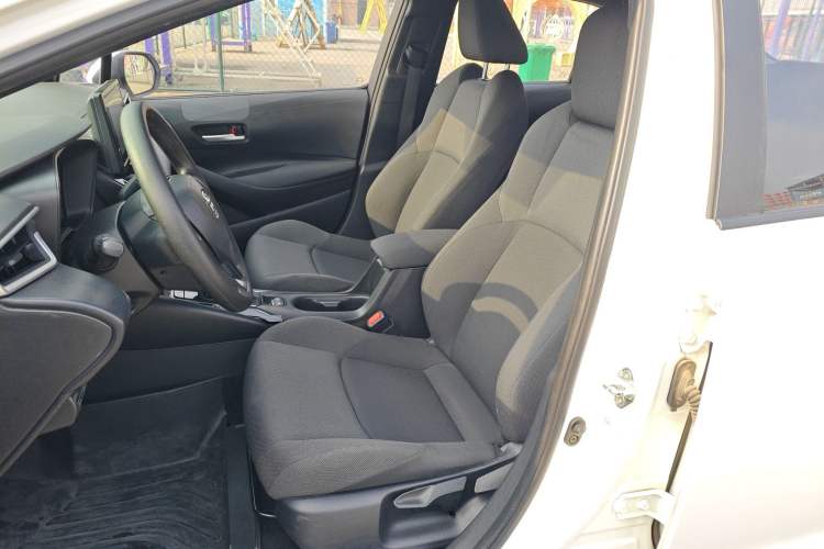 Used Toyota Levin 2022 Facelift TNGA 1.5L CVT Progressive Edition
