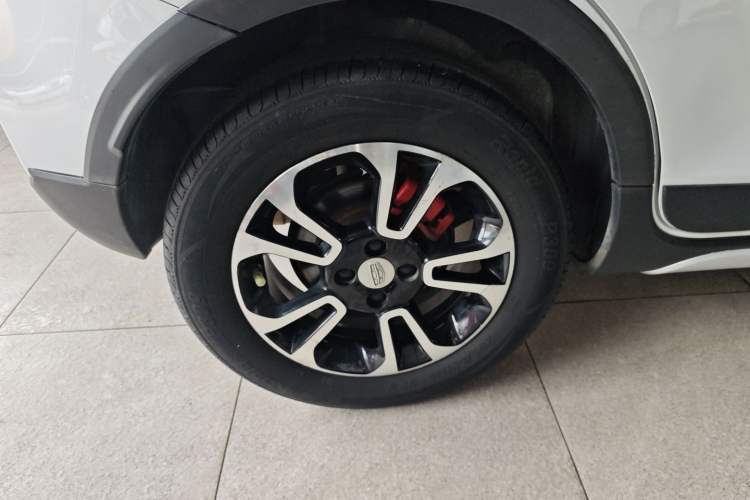 Used Geely Auto Vision X3 2017 1.5L Automatic Prestige Model
