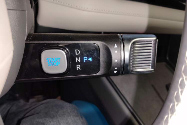 Used Hyundai ELEXIO 2025 Model Two-Wheel-Drive SMART Edition 64.2kWh