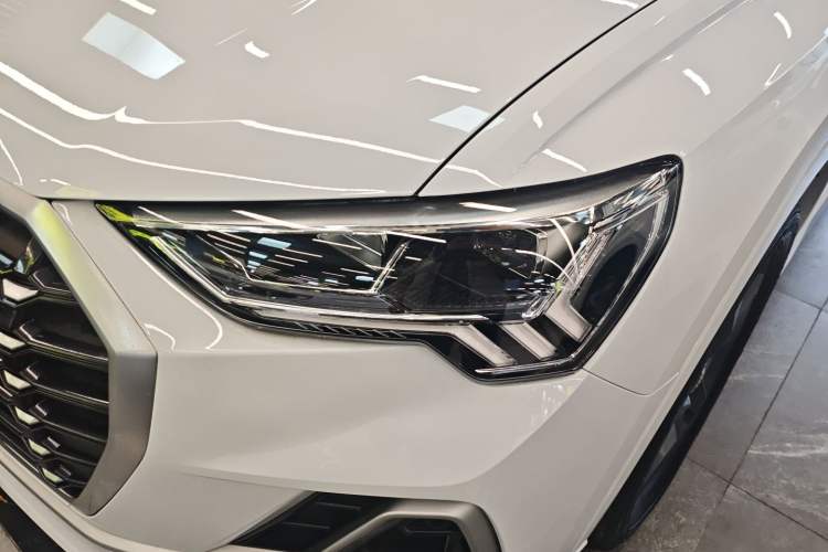 Used Audi Q3 2020 35 TFSI Fashion Dynamic Model
