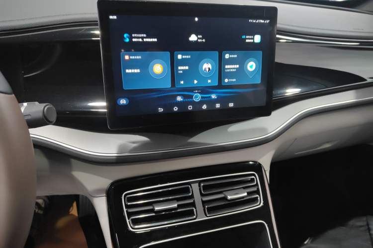 Used BYD Qin PLUS 2024 Honor Edition EV 510KM Beyond Model
