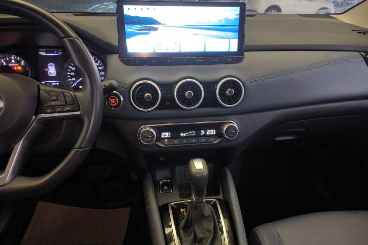 Used Nissan Qashqai 2025 Honor 2.0L CVT XV+ Leading Edition