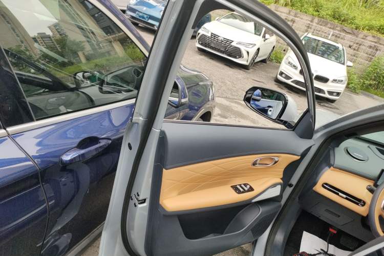 Used  Galaxy Xingjian 7 EM-i 2025 120km Exploration+ Version
