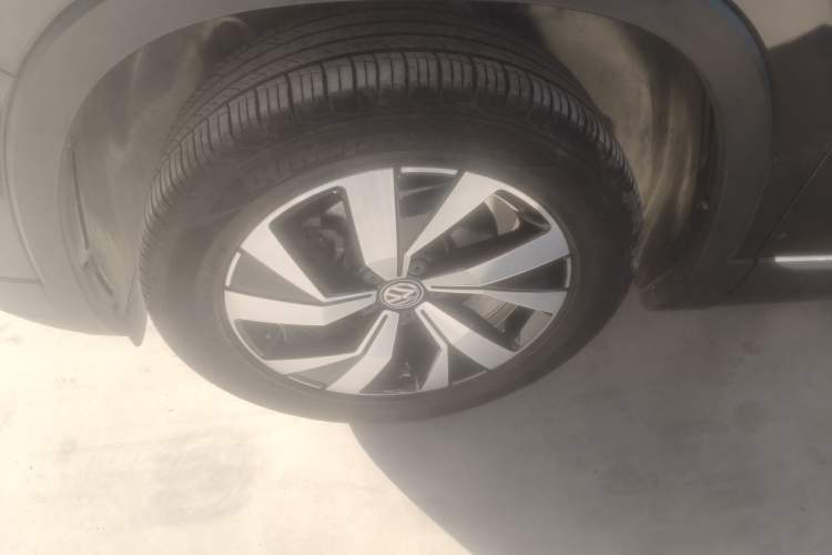 Used Volkswagen Tayron 2020 280TSI Two-Wheel Drive Luxury Connect Edition