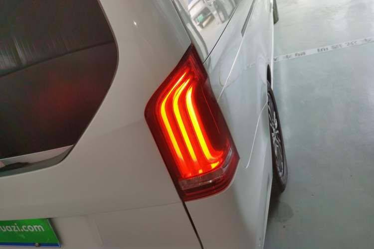 Used Mercedes-Benz V-Class 2018 V 260 L Prestige Extended Version China VI