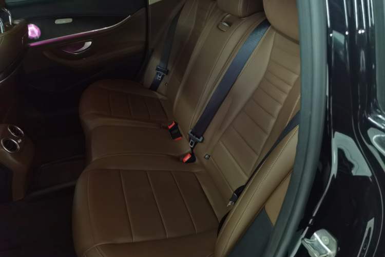 Used Mercedes-Benz E-Class 2019 E 200 L Sport Edition
