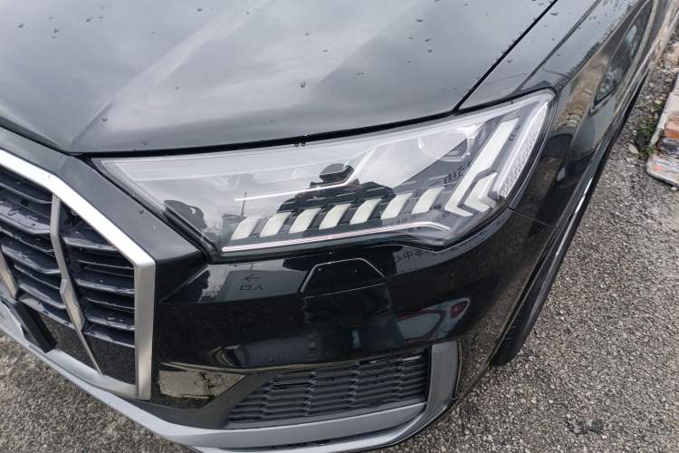 Used Audi Q7 2023 45 TFSI quattro S line Sport model