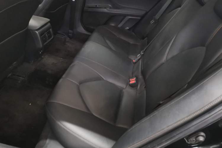 Used Toyota Camry 2019 Revised Version 2.0G Luxury Edition