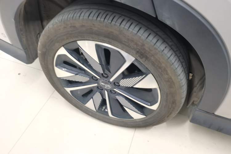 Used BYD Song PLUS New Energy 2025 EV Smart Drive Edition 605km Flagship Model
