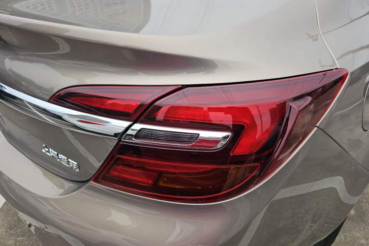 Used Buick Regal 2015 1.6T Leading Technology Model
