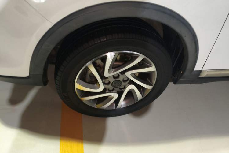 Used  Refine S3 2016 1.5L CVT Luxury Smart Premium Edition
