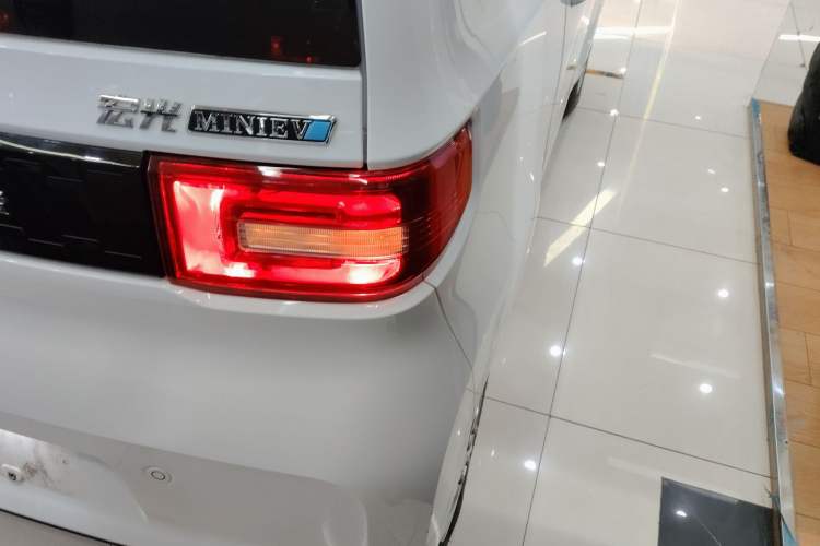 Used Wuling Hongguang MINIEV 2020 Zizai Version Lithium-NMC