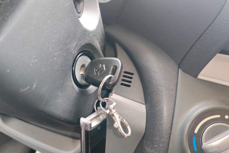 Used Suzuki Alto 2013 Revised Version 1.0L Manual Comfort Edition
