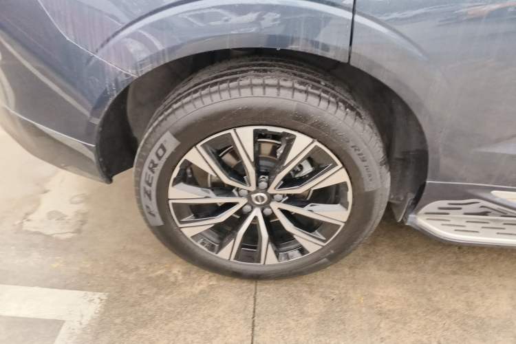 Used Volvo XC60 2023 B5 4x4 Smart Luxury Edition
