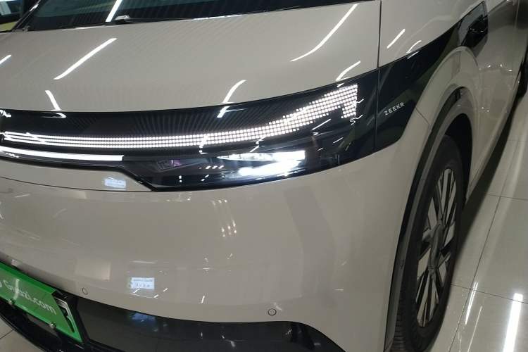 Used Zeekr MIX 2025 Long-Range Intelligent Driving Edition
