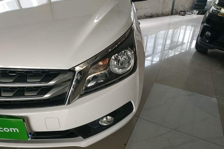 Used Venucia T70 2016 1.6L Manual Ruixing Edition
