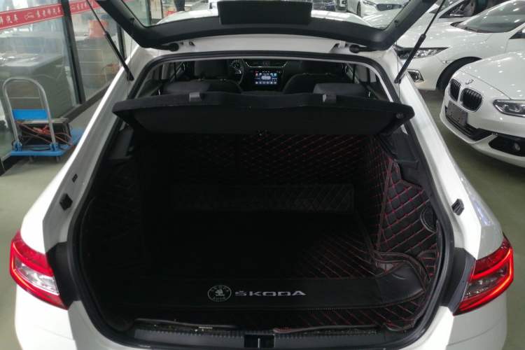 Used Skoda Octavia 2018 1.6L Automatic Comfort Edition