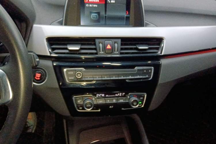 Used BMW X1 2019 sDrive20Li Leading Model
