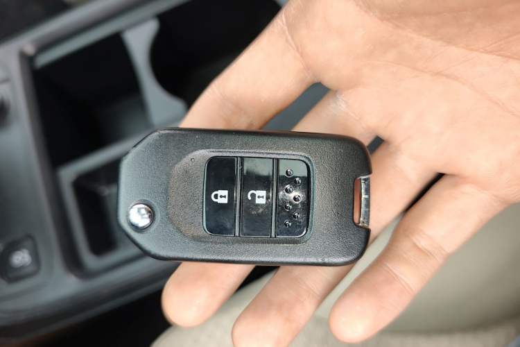 Used Honda CR-V 2016 2.0L two-wheel drive Urban Edition
