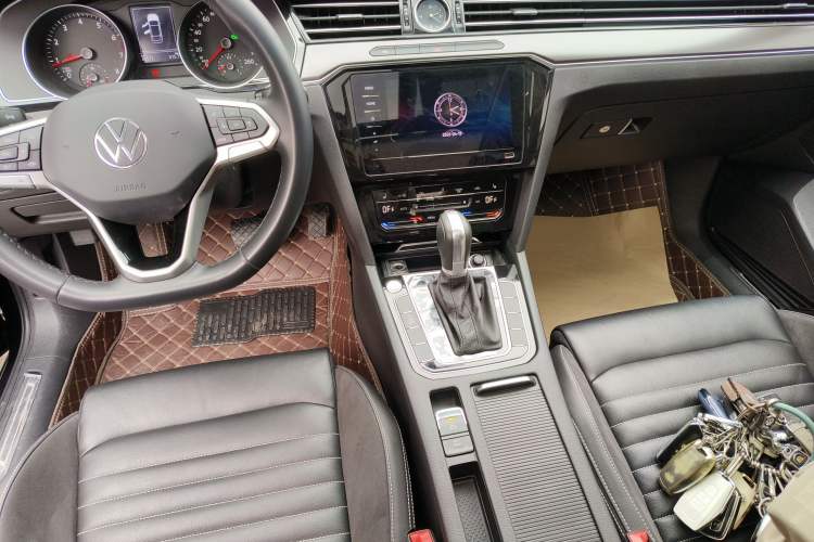 Used Volkswagen Magotan 2020 330TSI DSG Leading Model
