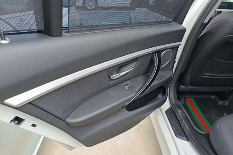 Used BMW 3 Series 2018 320Li Fashion Model
