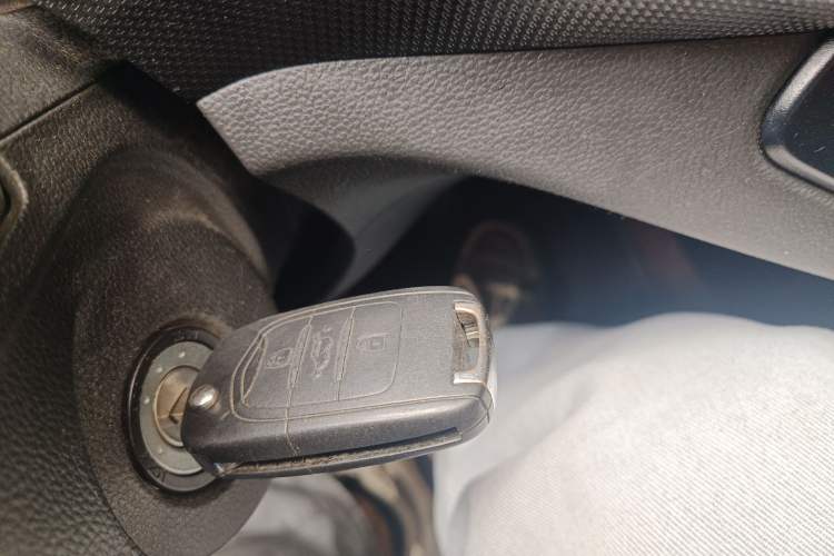 Used Wuling Hongguang 2021 1.5L Revised S Base Version with Electric Power Steering LAR
