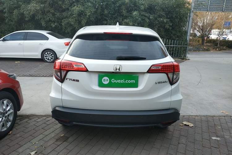 Used Honda Vezel 2020 1.5L CVT Pioneer Edition
