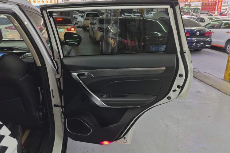 Used Geely Auto Emgrand X7 Sport 2021 1.8TD DCT Two-Wheel Drive Asian Games Edition
