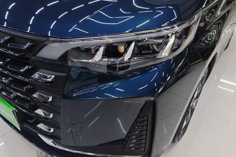 Used GAC Trumpchi M6 2021 270T DCT Elite Edition (7-seater)