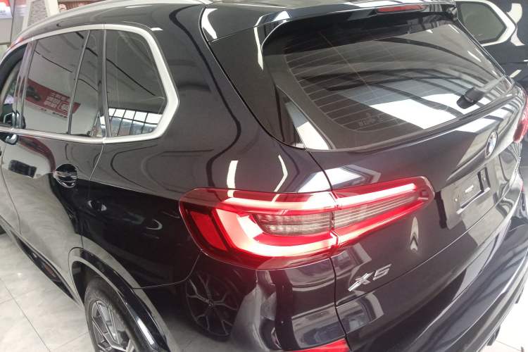 Used BMW X5 2022 Restyled xDrive 30Li Luxury Version M Sport Package