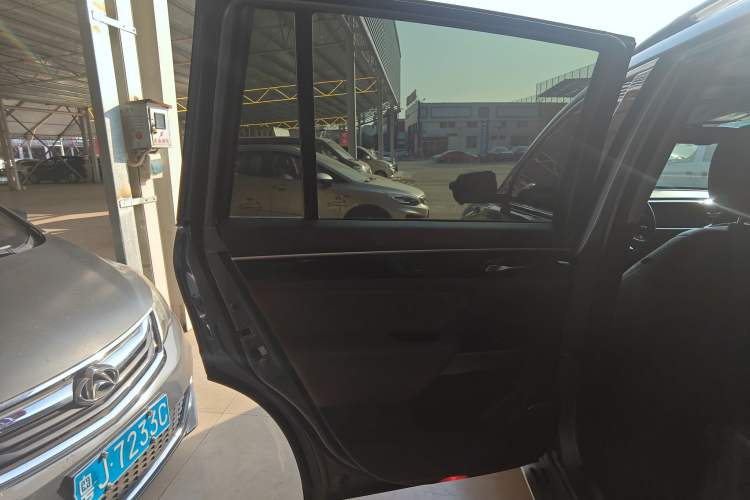 Used GAC Trumpchi GS8 2019 390T Two-Wheel Drive Luxury Smart Connectivity Version (7 Seats)
