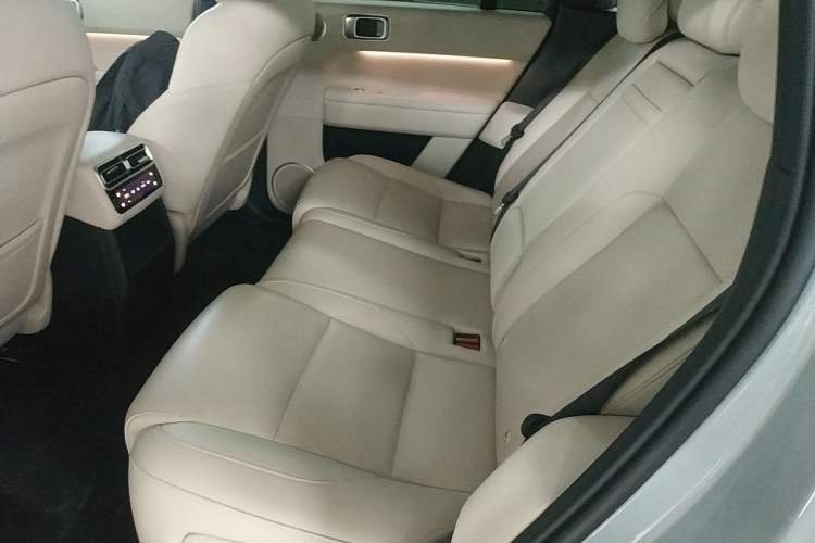 Used Li Auto L6 2025 Pro Smart Refresh Edition