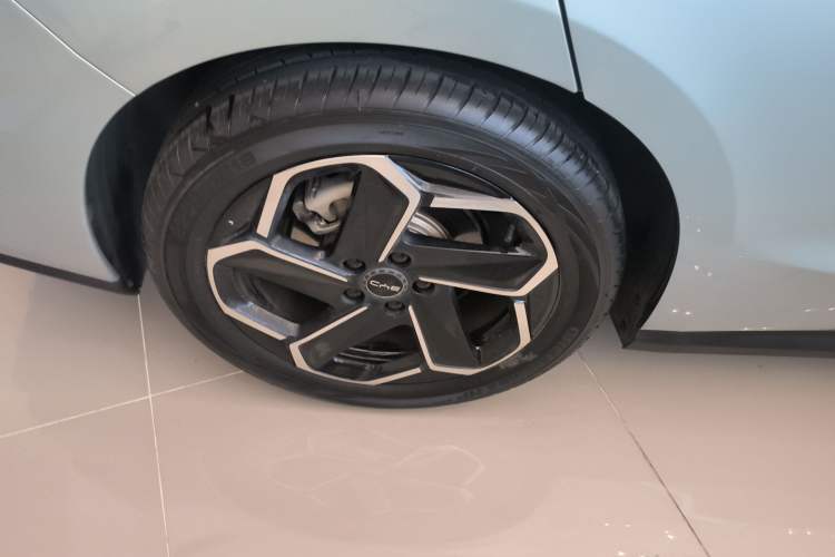 Used BYD Seal 06 New Energy 2024 DM-i 120KM Flagship Model
